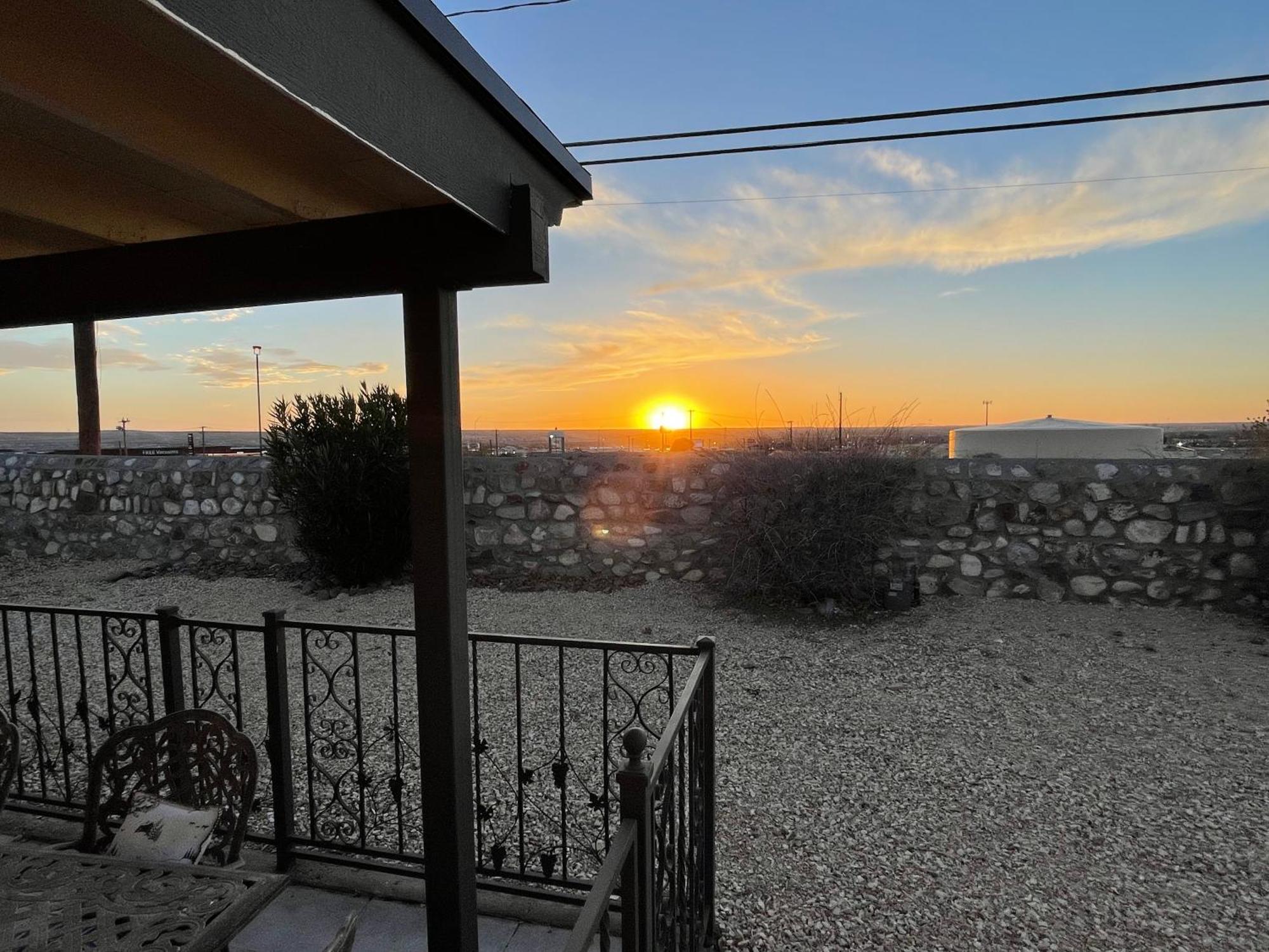 The Hummingbird Sunset Home, West Side El Paso Luaran gambar